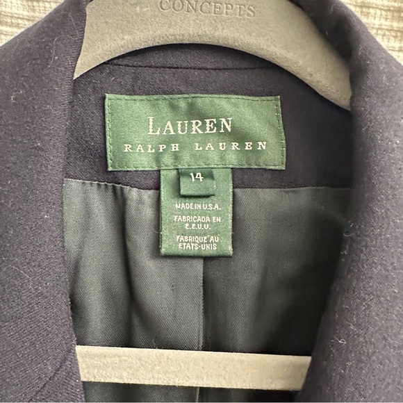 Ralph Lauren | Navy Blazer with Gold Buttons - Picture 5 of 6